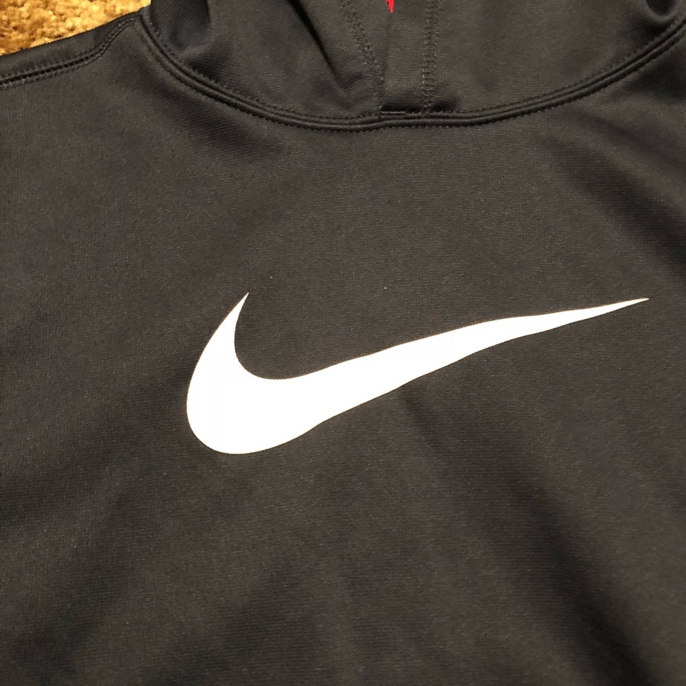 Nike - Picture 3 of 4